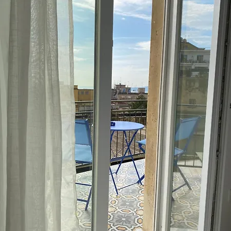 Palazzo Santa Maria Neapel